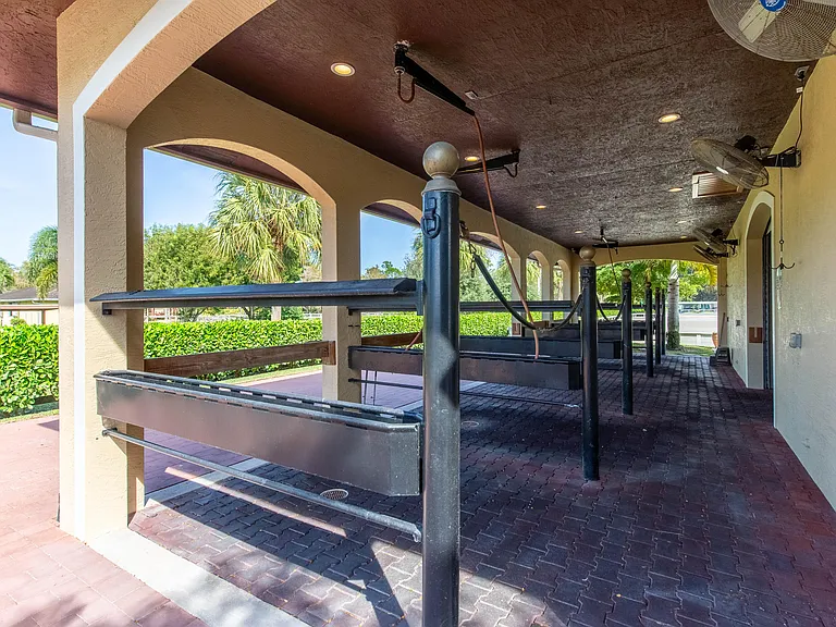 14943 Paddock Dr — Photo 25