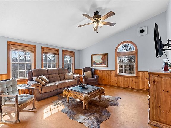 5th image of 340 McNatt Rd