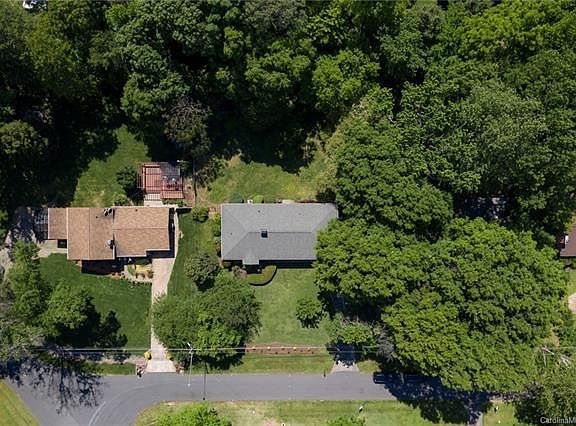 4th image of 6403 Teague Ln