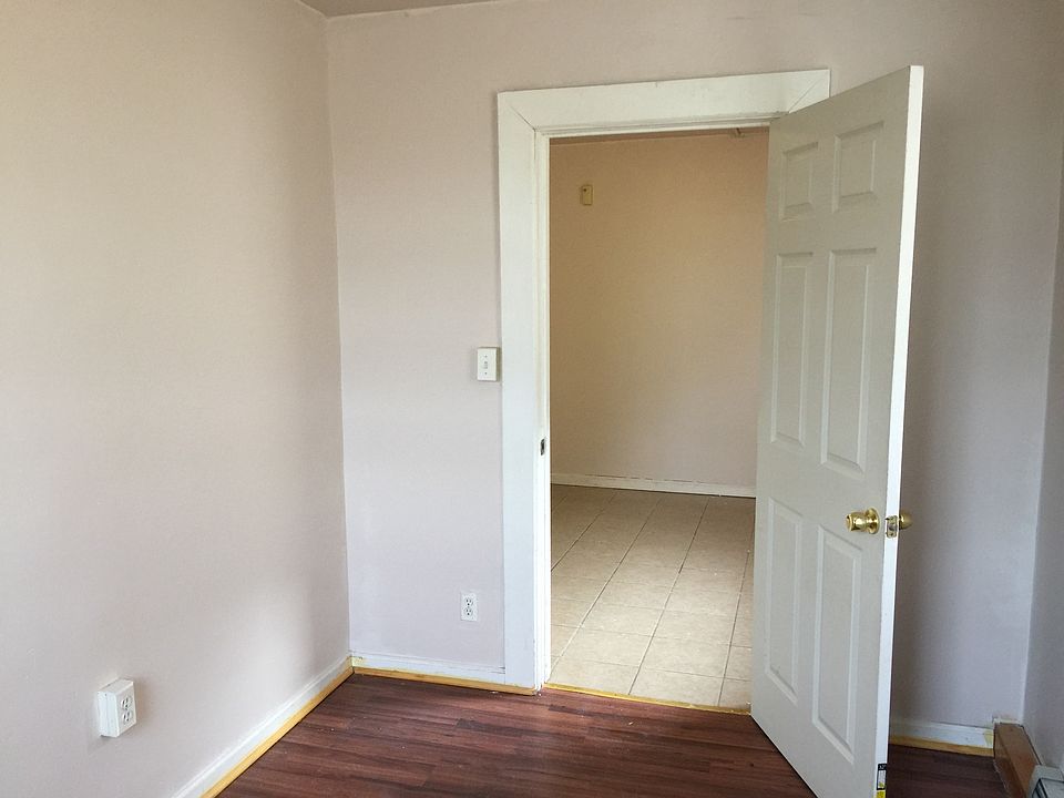 1st Bed rm