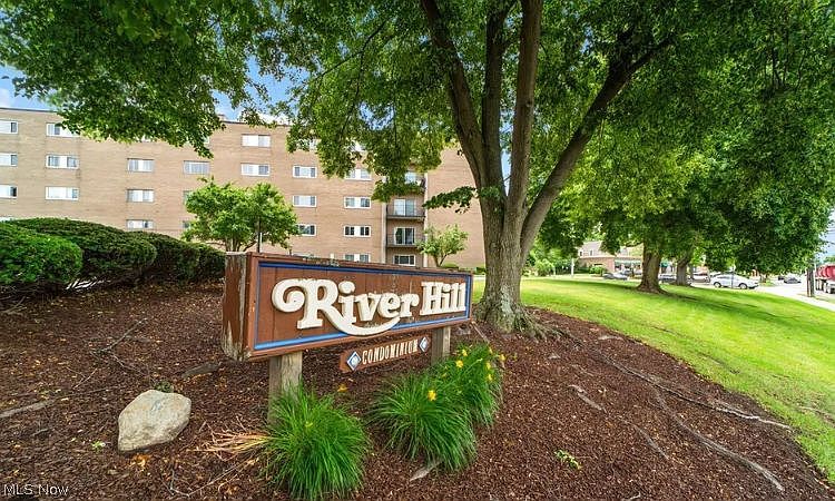 1st image of 20333 Detroit Rd APT 502A