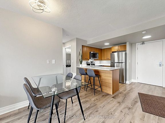 5th image of 18 Valley Woods Rd #1008