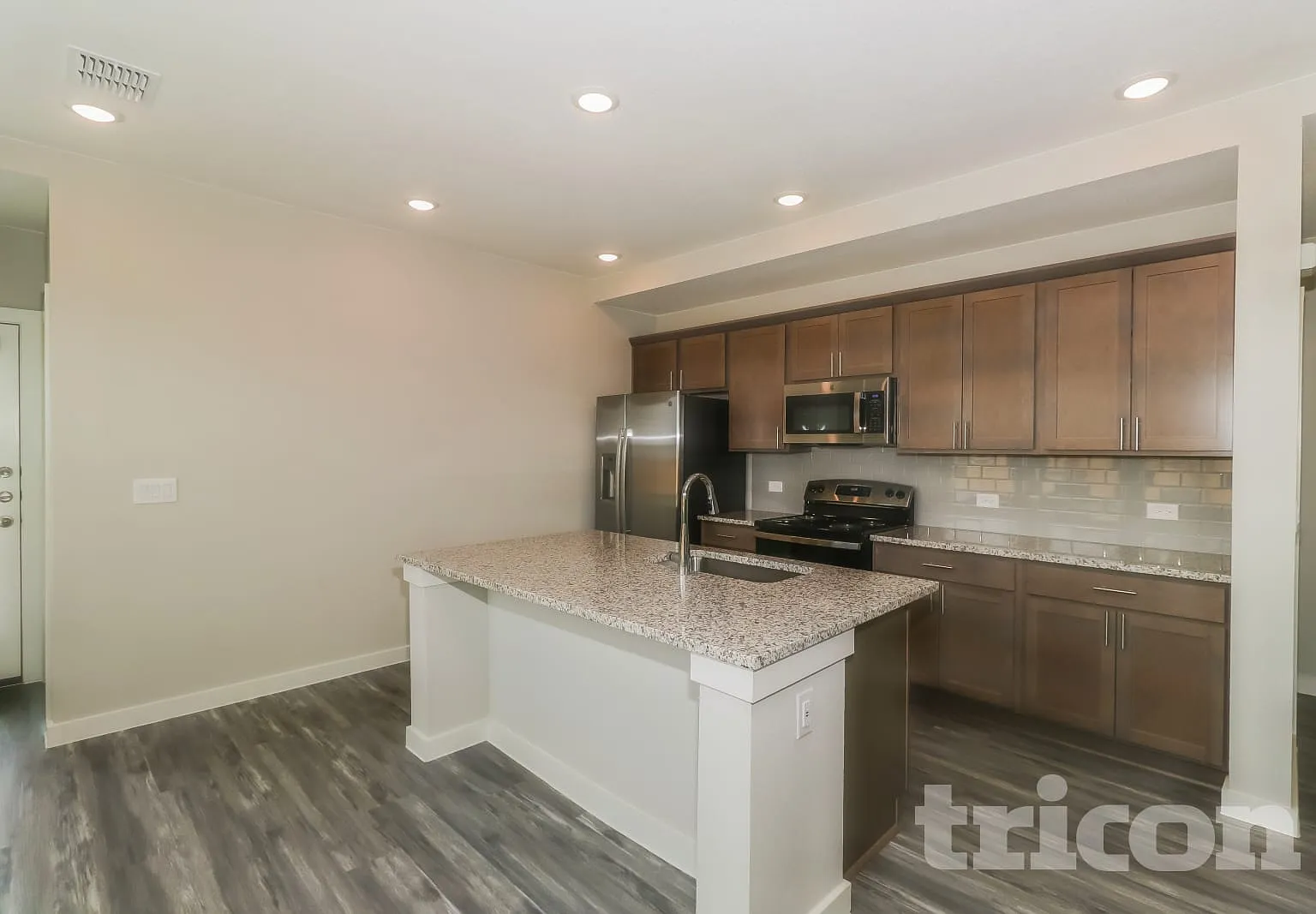 1824 Fleabane Bend Leander TX — Photo 4
