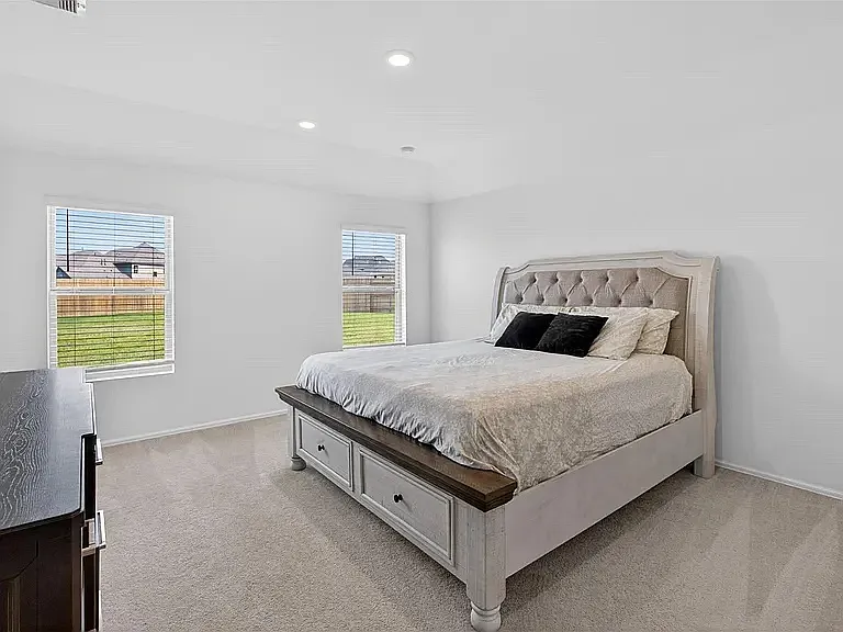2920 Eden Lake Ln — Photo 17