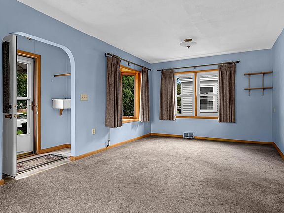 3rd image of 2320 Madison STREET