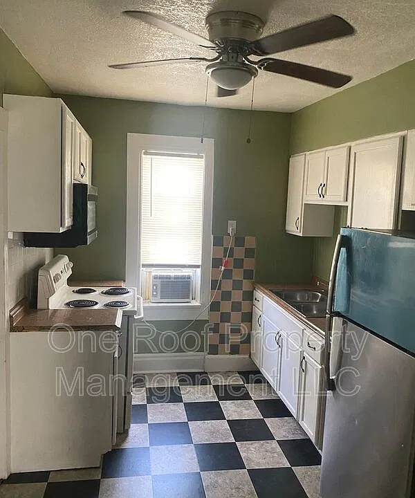 532 Cypress Ave E #2