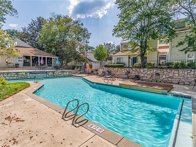 603 Serramonte Dr NE — Photo 31