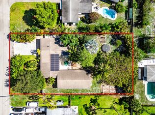 3064 Rostan Ln, Palm Springs, FL 33461