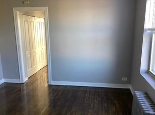 2913 E 78th St #2, Chicago, IL 60649