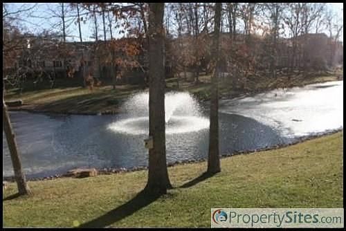 5th image of 77 Hickory Hollow Cir