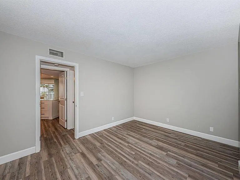 5151 Isla Key Blvd S #220 — Photo 11