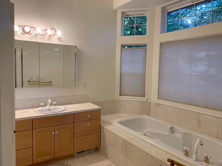 6519 Lazy St SW #MAIN HOUSE — Photo 11