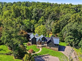 19233 Blue Ridge Mountain Rd, Bluemont, VA 20135