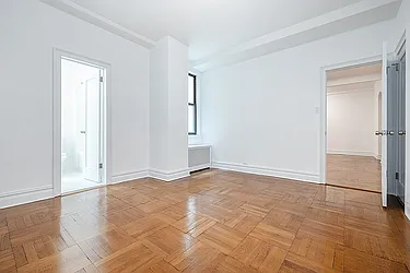 Rented by Rita S Citrin, LREB