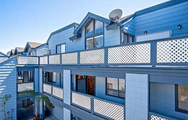 802 E. Pine St.