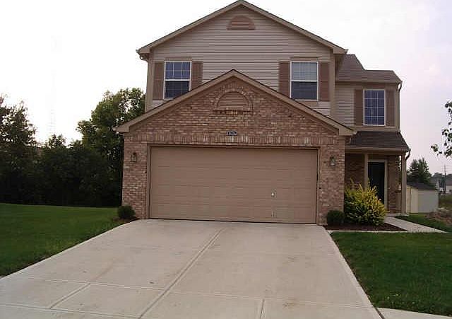 2nd image of 10726 NE Bellflower Ct
