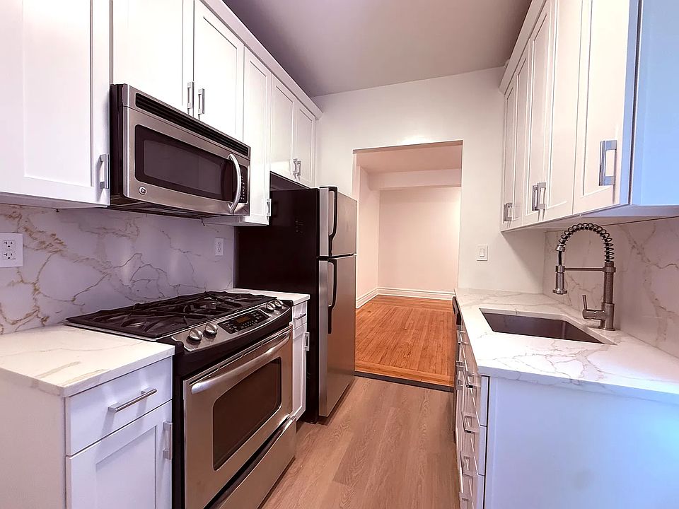 1st image of 136 Hicks St #2/H