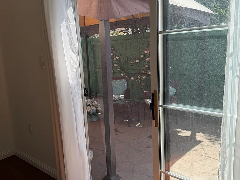 5835 Gardenia Ave — Photo 5