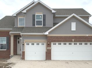 3201 Julie Ln, Montgomery, IL 60538