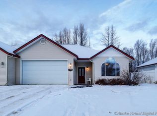 375 E Melissa Rose Cir #4B, Palmer, AK 99645