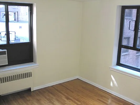 Sold by Stein-Perry | media 5