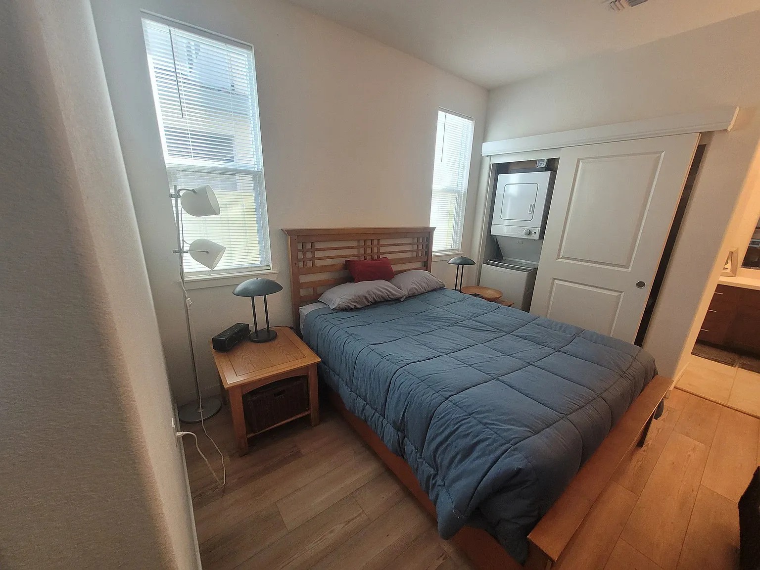 3231 Paxton St — Photo 3