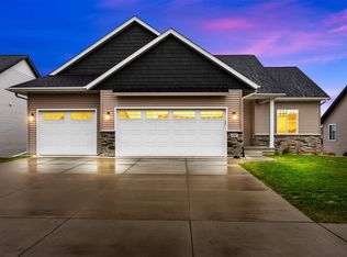 4307 Calder Dr, Marion, IA 52302