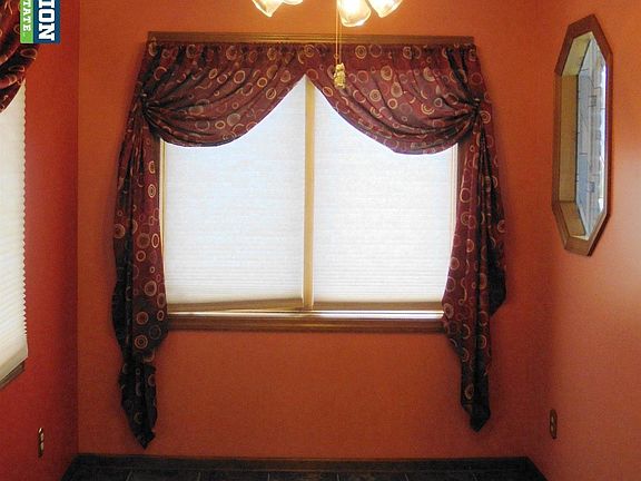 3rd image of 5440 Pioneers Blvd #3