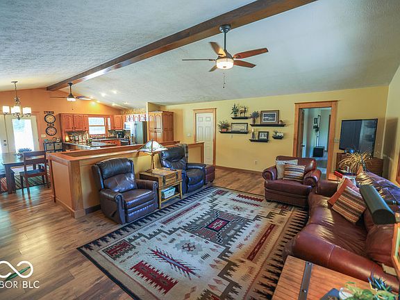 2nd image of 3167 Horse Farm Dr