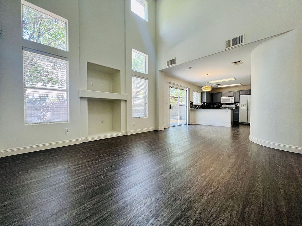 1st image of 7824 Smokerise Ct