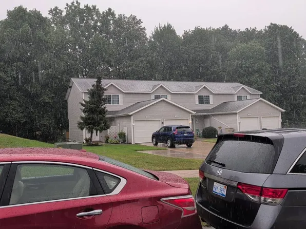 4032 Woodrush Ln NW, Comstock Park, MI 49321