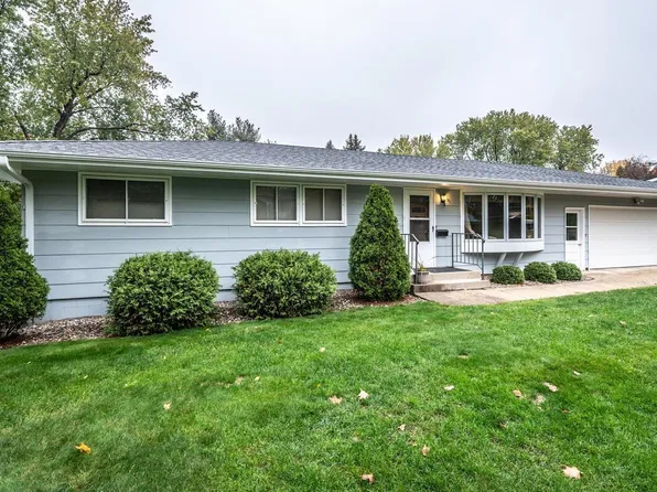 51 Jefferson Dr, Northfield, MN 55057