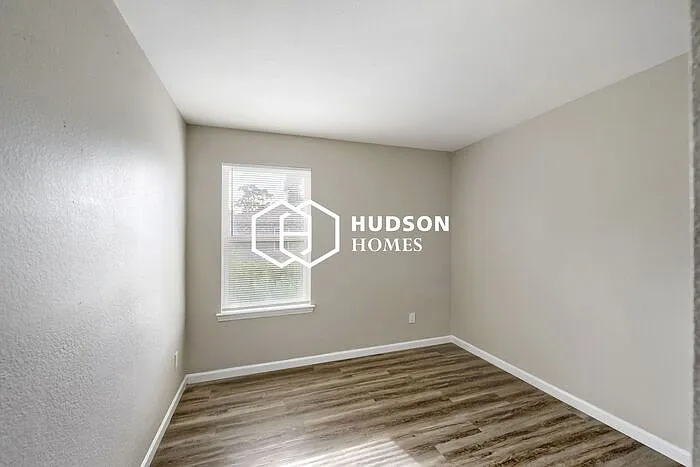 4419 Trigg St #B — Photo 7