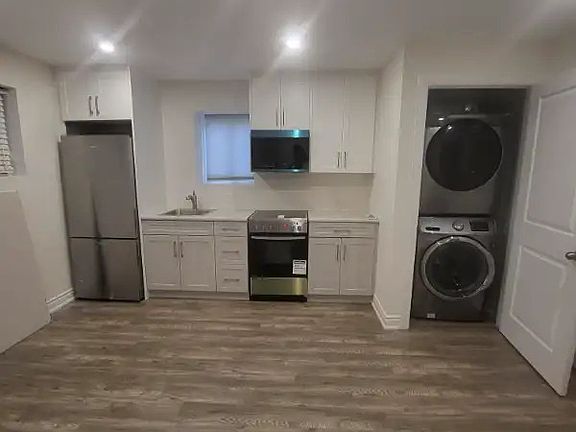 2nd image of 68-70 Sunset Ave #Basement