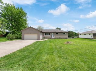 6974 Lutz Ave NW, Massillon, OH 44646