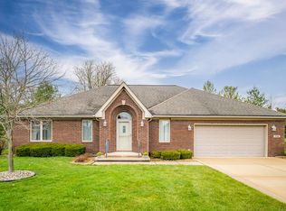 3166 Martha Ct, Columbus, IN