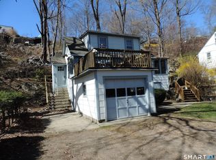 13 Reynolds Rd, Danbury, CT 06811