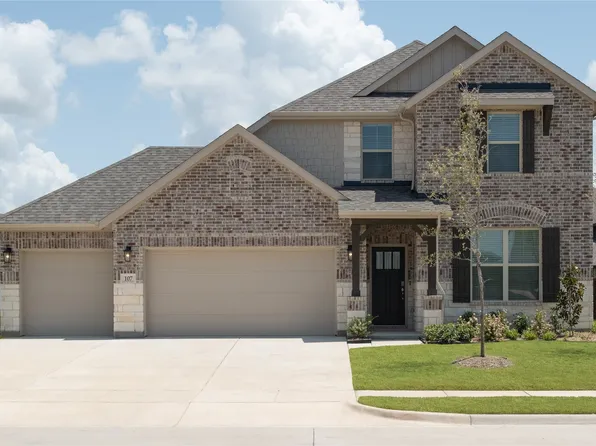 107 Memorial Dr, Forney, TX 75126