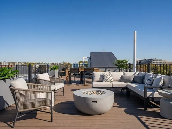 59 Gove St #4, Boston, MA 02128