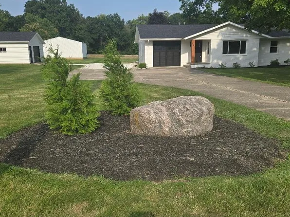 521 State Highway 28 Highway St, Williamsport, IN 47993