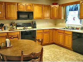 4th image of 103 Glenstone Ct