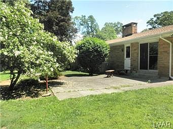 3rd image of 1361 Woodland Cir