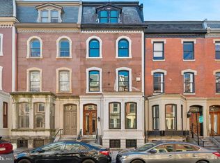 2218 Delancey Pl APT 2R, Philadelphia, PA 19103