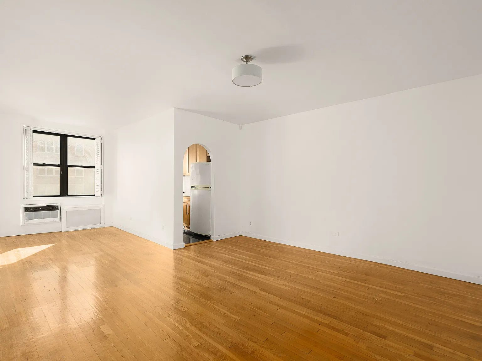 100 West 12th Street — Photo 2