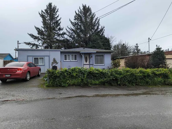 1129 Reddy Ave, Crescent City, CA 95531