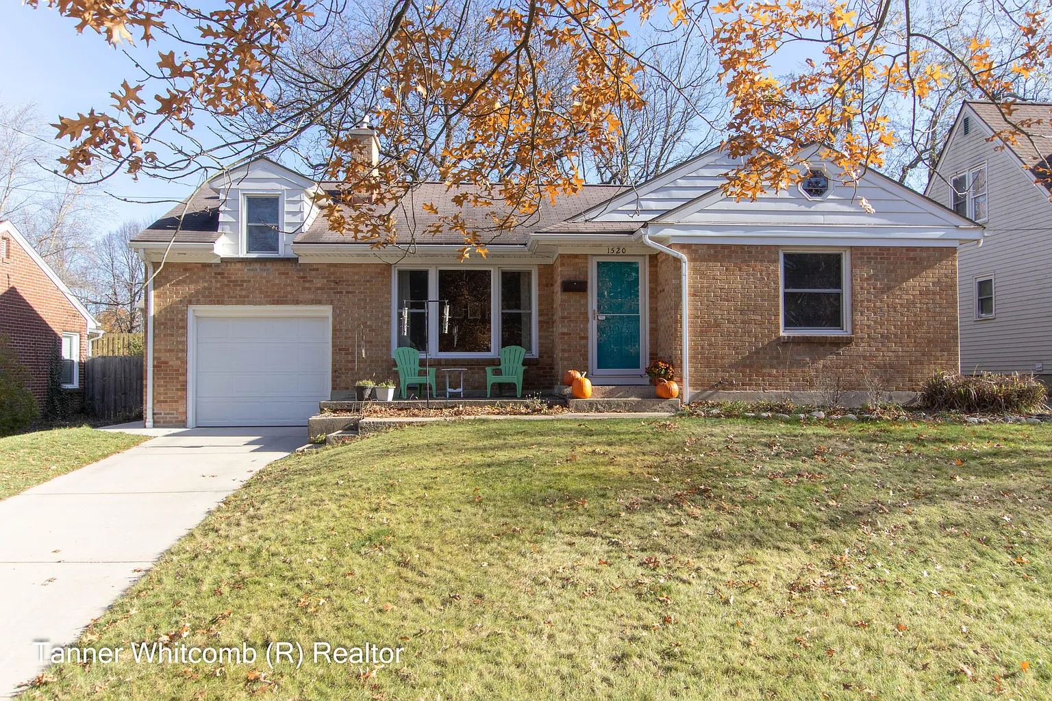 1520 Cornell Dr SE photo 1