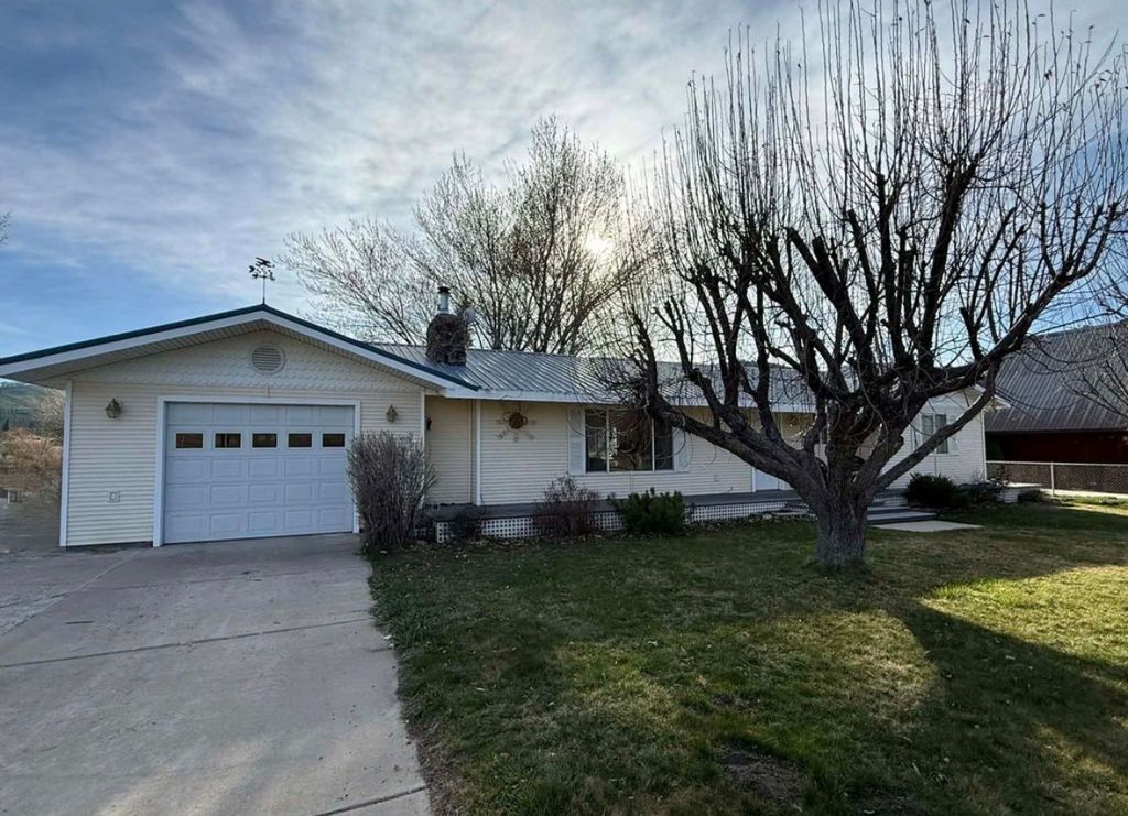 201 Wenzel Slough Rd - Property Image