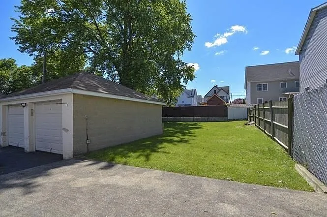 181 Belmont St #2 — Photo 12
