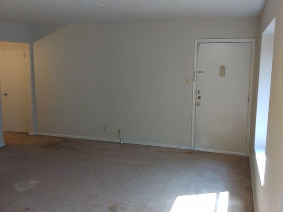 5th image of 2901 Helena Ave APT 306