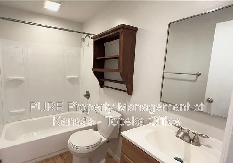 2440 S Mill St #3 — Photo 9